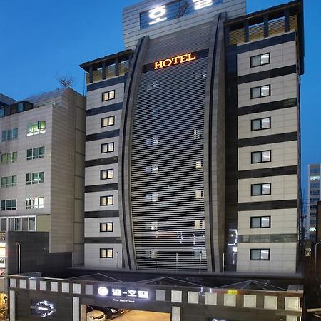 东滩Bell酒店 华城市 外观 照片